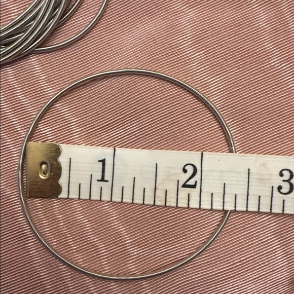 Emerson & Oliver Stretch Bracelets. 12 Silver tone & 12 Gold Tone. VGUC - Picture 6 of 12